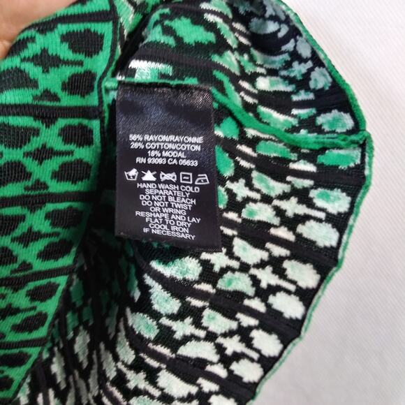 Nic+Zoe Ombré Twirl Jacquard Peplum Top Size PP - Picture 7 of 9